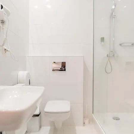 فندق Odejewscy خوينيتسا